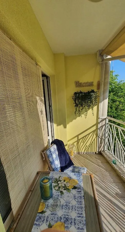 Mommy'S House Apartment Varna